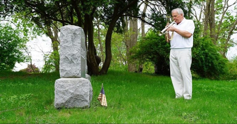 This Patriot Got Bad News 50 Years Ago – Now He Has A DAILY Ritual To Honor The Fallen