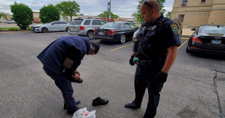 Officer Sees Homeless Man Trip Over His Worn-Out Shoes – His Next Move Put Tears In My Eyes