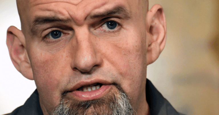 Fetterman’s Return Turns Heads Across America – The “Senator” Drops Jaws with His Unexpected, Inappropriate Outfit